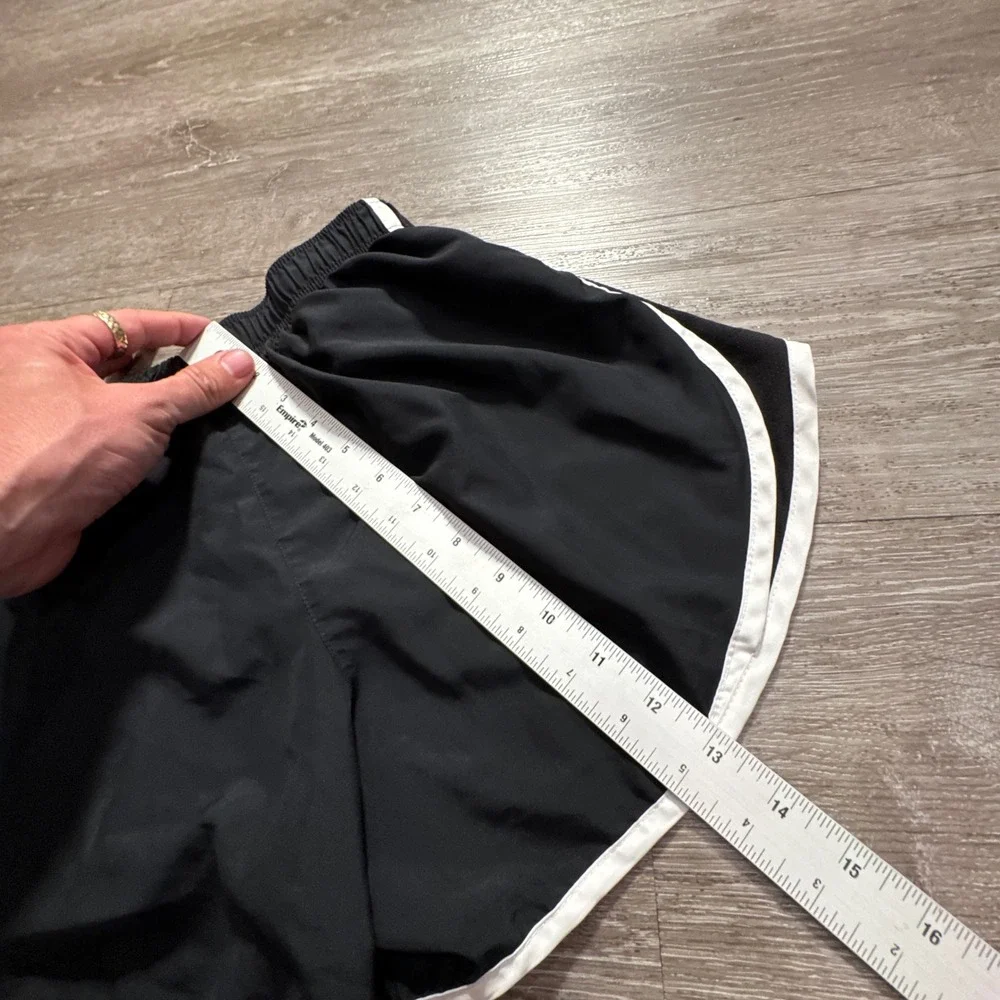 Nike Running Shorts Womens Small Black Polyester Dri-FIT Brief-Lined Tempo 3